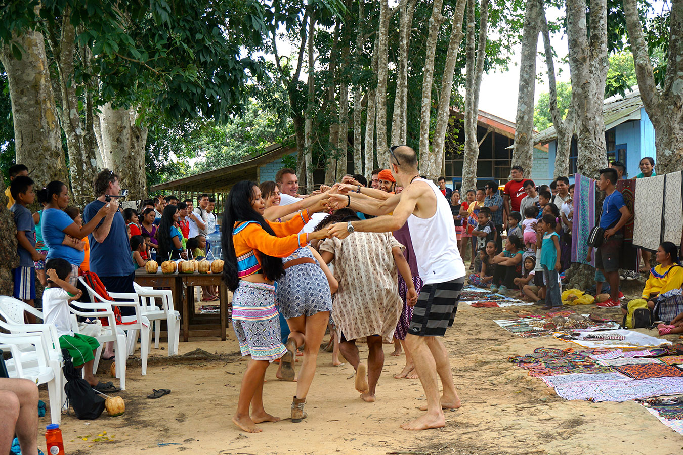 Amazon Intercultural Shipibo Dance